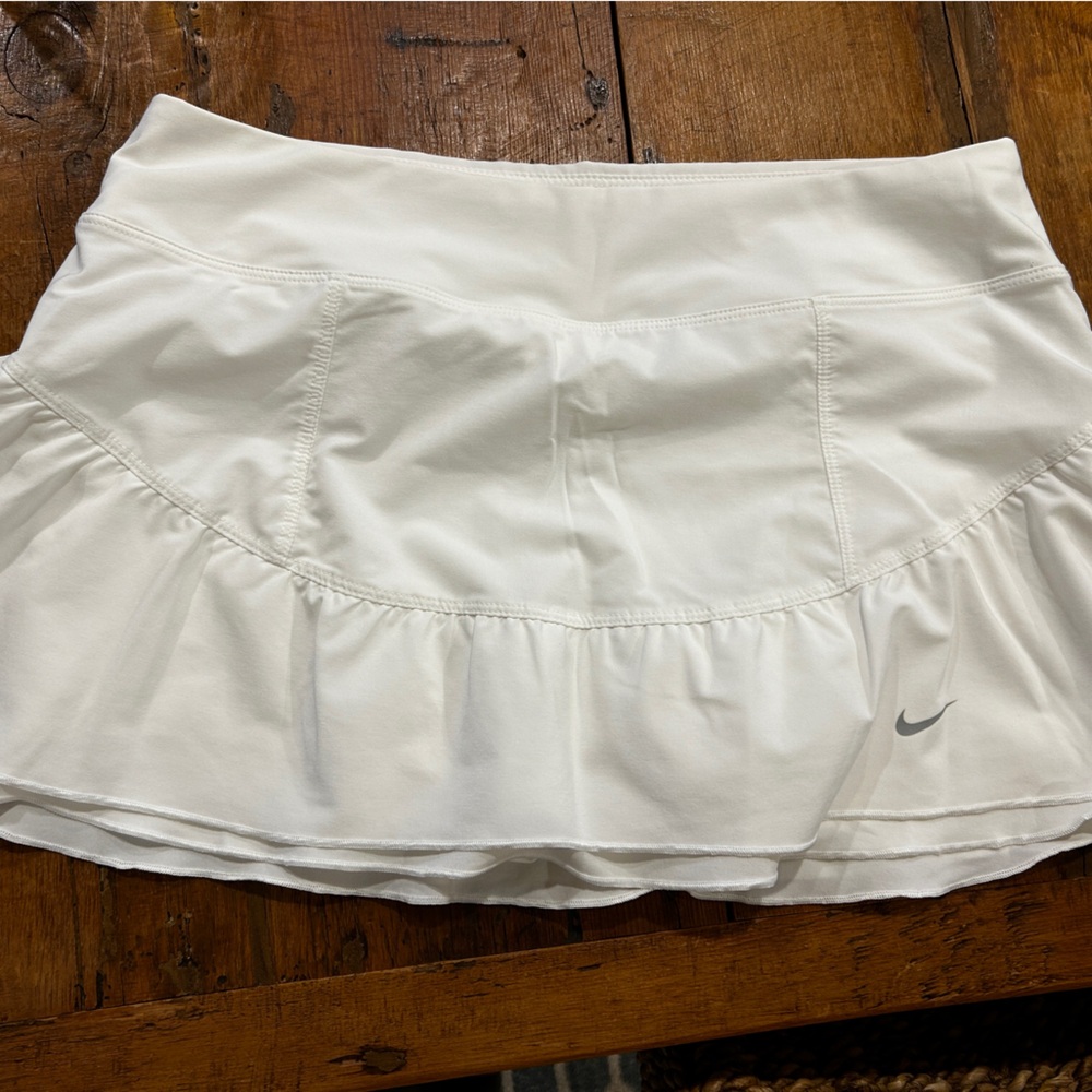 Nike white tennis skirt